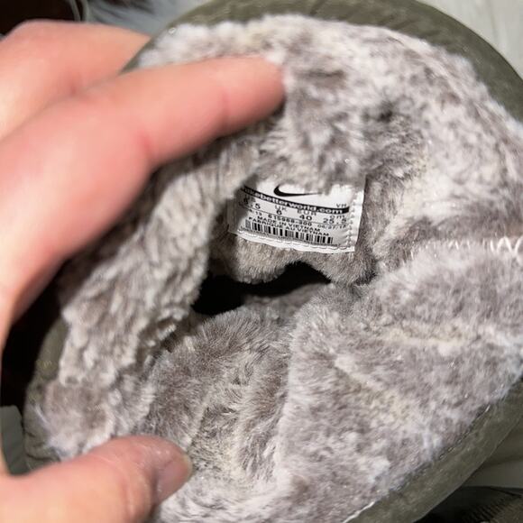 Nike | Rosherun Army Green Sneakerboot Size 8.5 - Picture 10 of 11